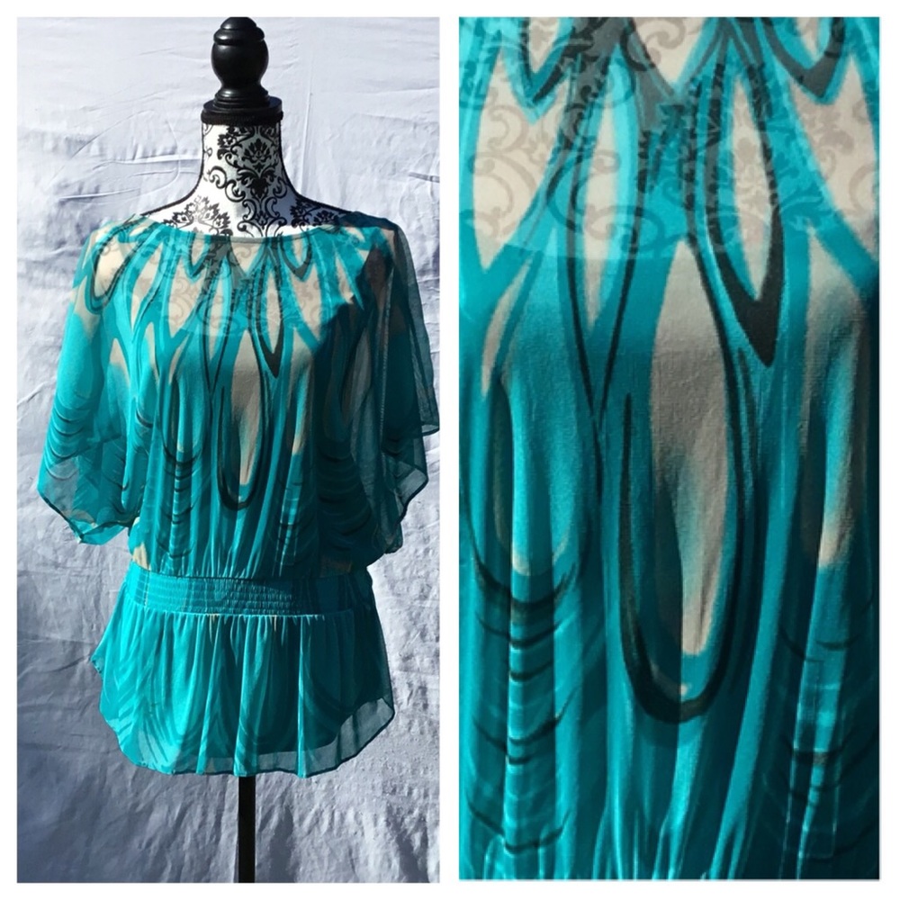 International Concept Peasant Top